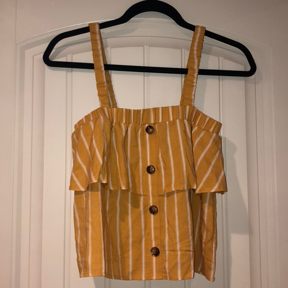 🌜YELLOW BUTTON UP TANK🌛